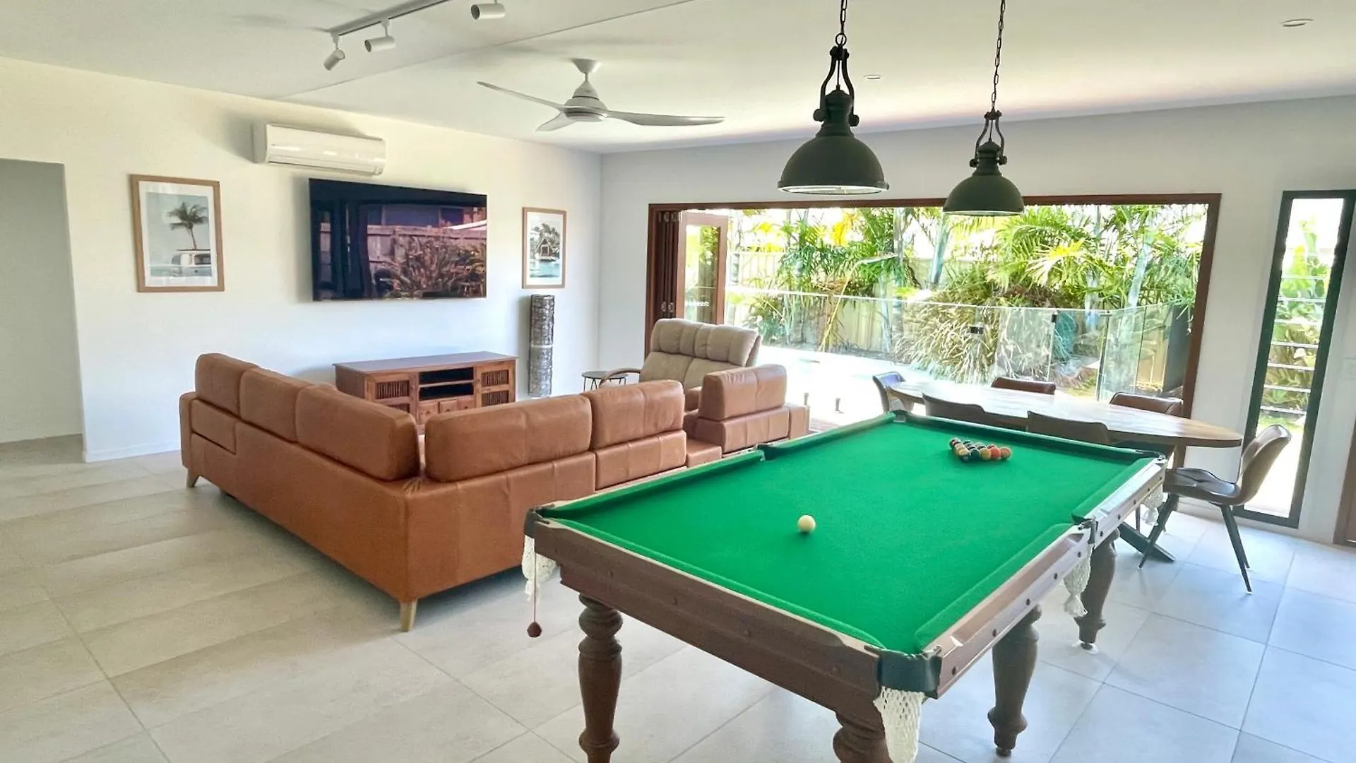 Stylish Beach Side Gem - Pool, Beach Zg7 Kawana Waters Apartamento